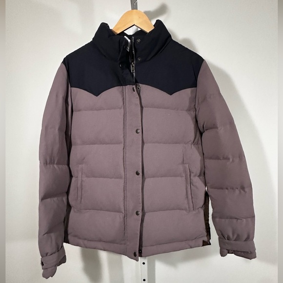 Patagonia Jackets & Blazers - Patagonia Women’s L Western Yoke Down Puffer Jacket purple/Navy